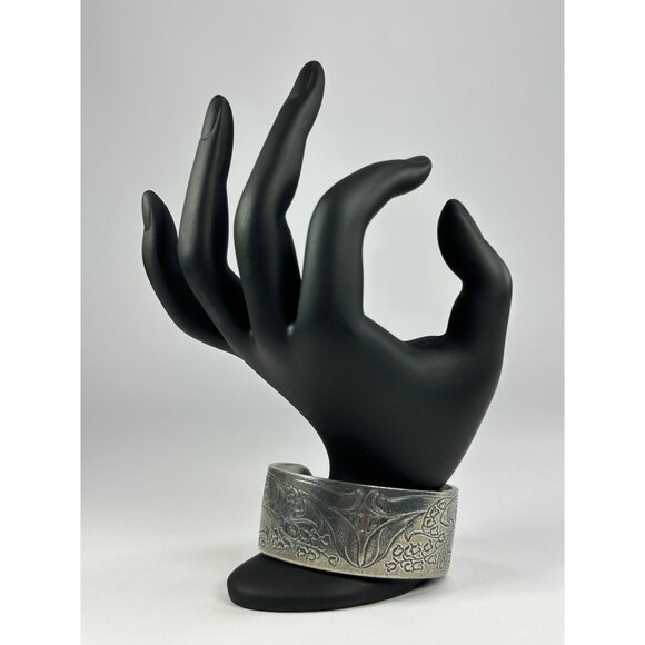 VTG Salisbury Pewter Cuff Bracelet Birth Flower May Lily of the Valley Engraving - Picture 2 of 11